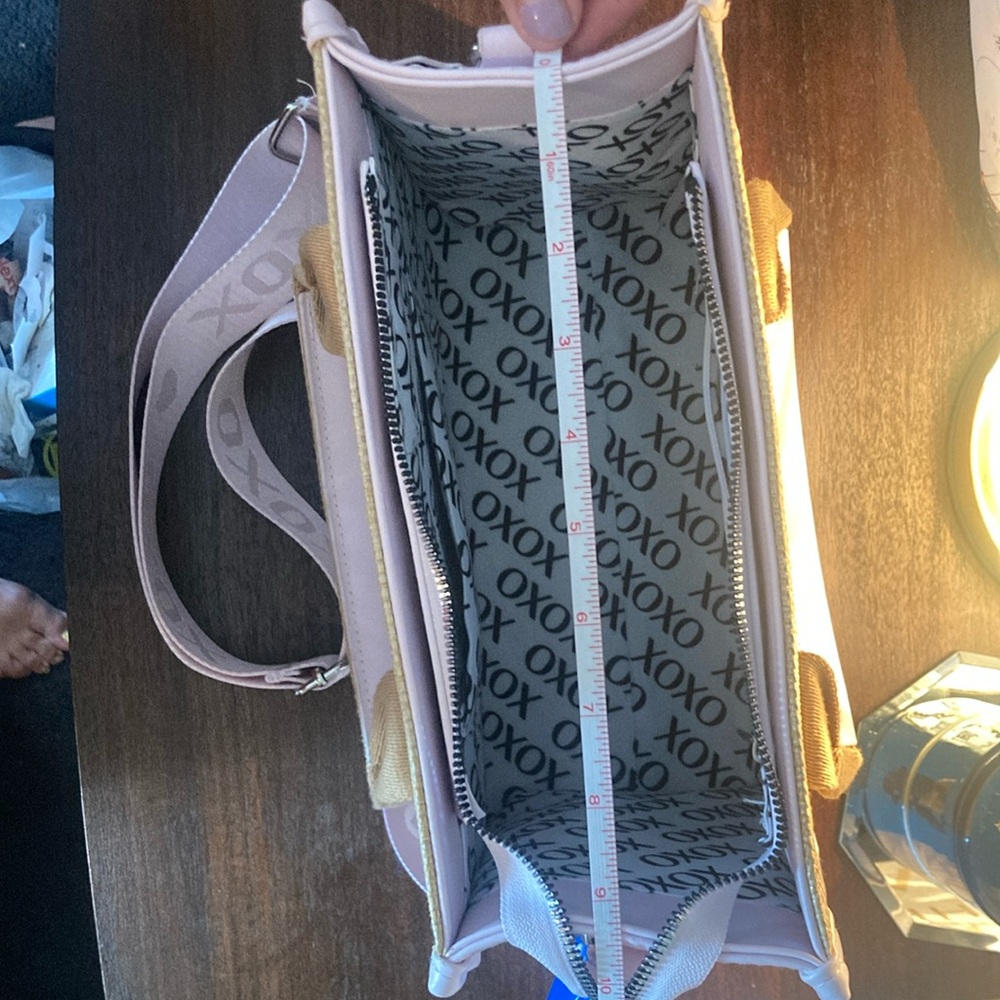 Oxo Tan and White Tote Bag - Picture 6 of 8